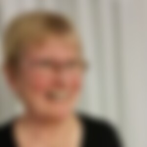 sarahmaria (83) aus Esslingen