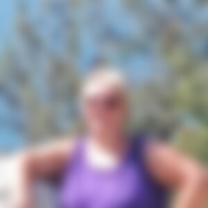 Kathy71 (53) aus Duisburg