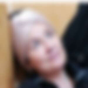 Claire (55) aus Edemissen